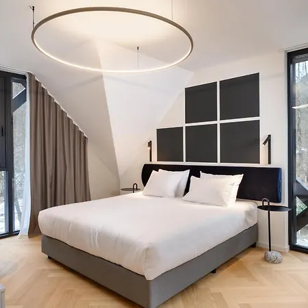 Cad Hotell 4*