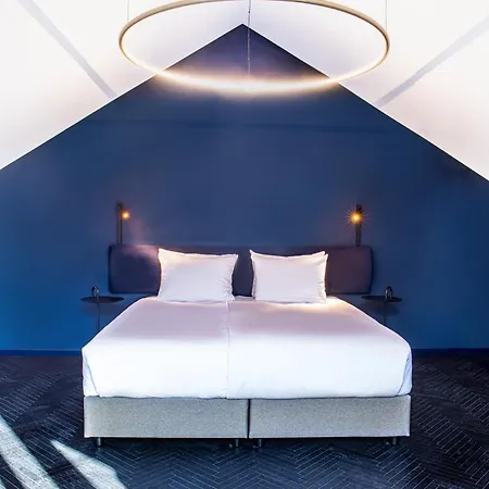 Cad Hotell 4*
