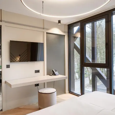 Cad Hotell 4*