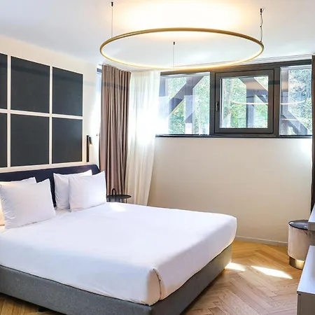 Cad Hotell 4*