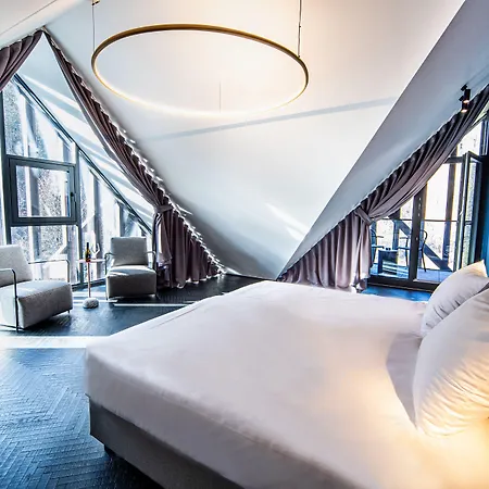Cad Hotell