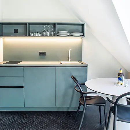 Cad Hotell