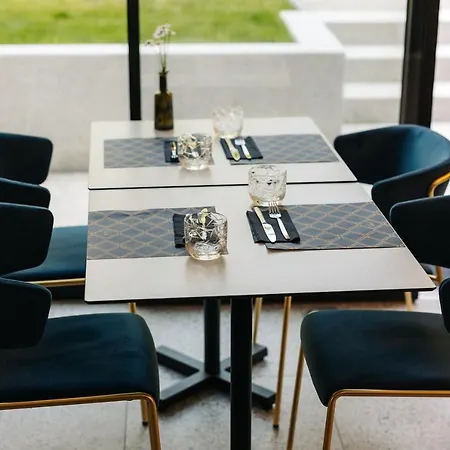 Cad Otel Ljubljana